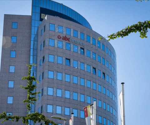 Ontwerp en renovatie 1.050 m2 kantoor abcfinance Den-Bosch