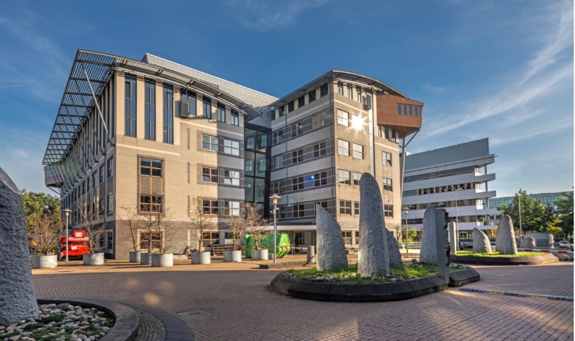 Renovatie kantoor 3e verdieping in Hilversum